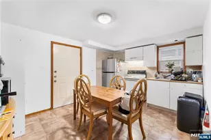 58 Van Buren St, Newark, NJ 07105 - Photo 5