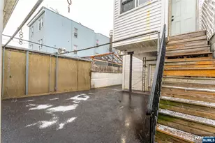 58 Van Buren St, Newark, NJ 07105 - Photo 23