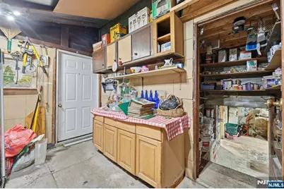 181 Phelps Avenue, Bergenfield, NJ 07621 - Photo 23