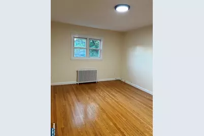 772 Clark Avenue 2nd Fl #2nd Fl, Ridgefield, NJ 07657 - Photo 3