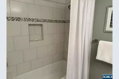 50 Grand Cove Way G50 #G50, Edgewater, NJ 07020 - Photo 21