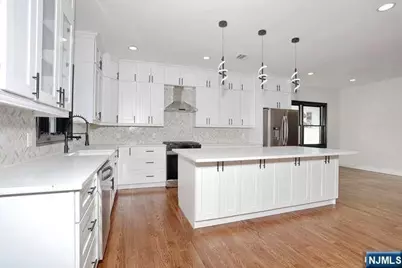 21 E Clinton Avenue, Bergenfield, NJ 07621 - Photo 11