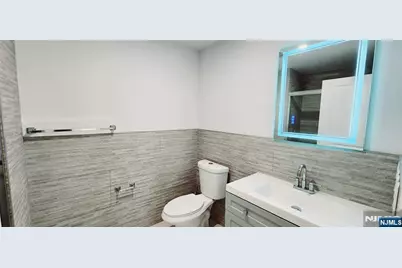 30 Howe Avenue 301 #301, Passaic, NJ 07055 - Photo 9