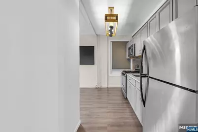 7612 Park Avenue C4 #C4, North Bergen, NJ 07047 - Photo 7