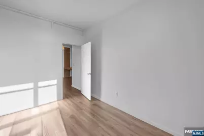 7612 Park Avenue C4 #C4, North Bergen, NJ 07047 - Photo 5