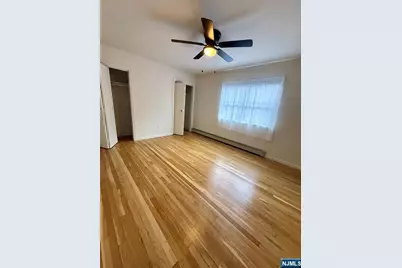 204 C Terhune 204C #204C, Lodi, NJ 07644 - Photo 9