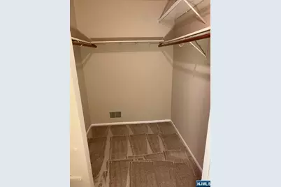 472 W Quince Court, Mahwah, NJ 07430 - Photo 5