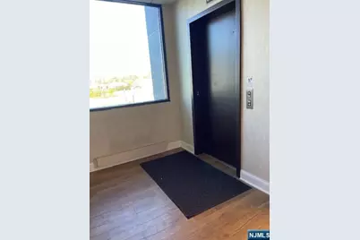 16 Arcadian Way, Paramus, NJ 07652 - Photo 13