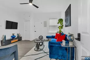 68 Pine Street 1, Montclair, NJ 07042 - Photo 5