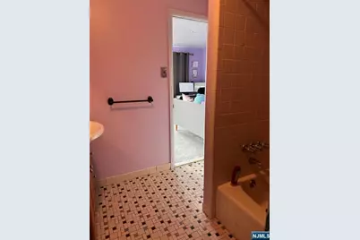 7B Brookside B #B, Wanaque, NJ 07643 - Photo 25