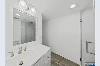 127 Iozia Terrace, Elmwood Park, NJ 07407 - Photo 47