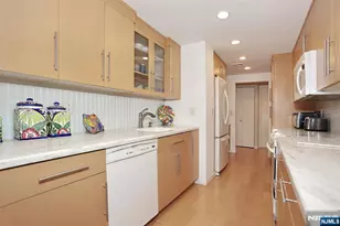 521 Piermont Ave 403A, River Vale Township, NJ 07675 - Photo 7