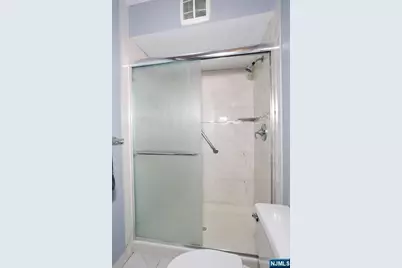 521 Piermont Avenue 403A #403A, River Vale Township, NJ 07675 - Photo 17