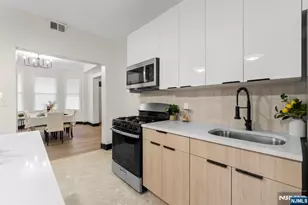 854 14th St, Newark, NJ 07108 - Photo 9