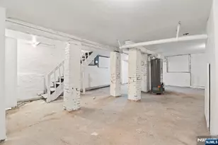 854 14th St, Newark, NJ 07108 - Photo 15