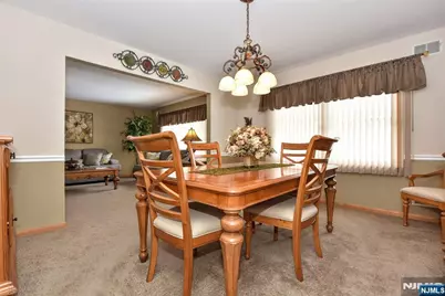 31 Smith Street, Waldwick, NJ 07463 - Photo 17