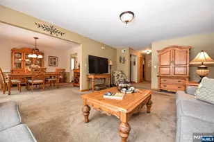 31 Smith St, Waldwick, NJ 07463 - Photo 15