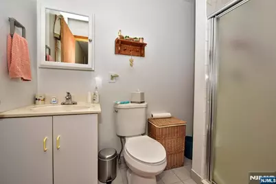 31 Smith Street, Waldwick, NJ 07463 - Photo 11