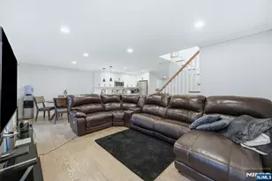 15 Rector Ave 2, Woodbridge Township, NJ 07095 - Photo 9