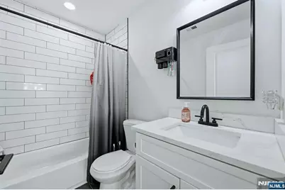 15 Rector Avenue 2 #2, Woodbridge Township, NJ 07095 - Photo 21