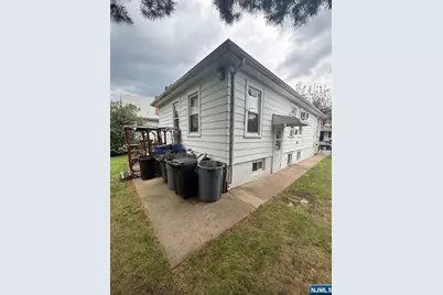 14 Heights Avenue, Fair Lawn, NJ 07410 - Photo 9