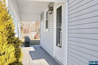 22-09 Arcadia Road, Fair Lawn, NJ 07410 - Photo 23