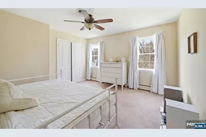 11 Osborne Court, Mahwah, NJ 07430 - Photo 17