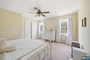 11 Osborne Ct, Mahwah, NJ 07430 - Photo 17