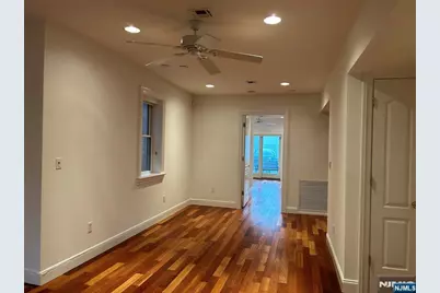 94 Walnut Street 2 #2, Montclair, NJ 07042 - Photo 5