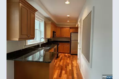 94 Walnut Street 2 #2, Montclair, NJ 07042 - Photo 17