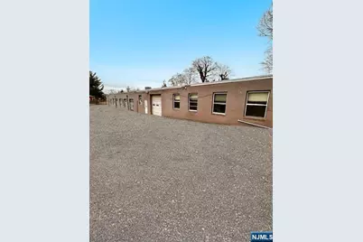 45 Carlton Avenue 2 #2, East Rutherford, NJ 07073 - Photo 3