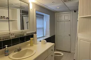 157 Windsor Rd, Paramus, NJ 07652 - Photo 29