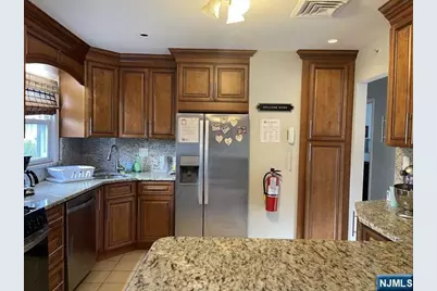 157 Windsor Road, Paramus, NJ 07652 - Photo 13