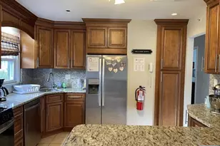 157 Windsor Rd, Paramus, NJ 07652 - Photo 13