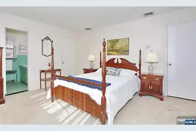 11 Kenneth Drive, Montclair, NJ 07043 - Photo 15