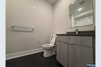 470 Main Street 604 #604, Fort Lee, NJ 07024 - Photo 13