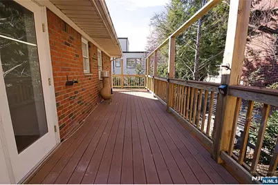 8 Leary Lane 4 #4, Edgewater, NJ 07020 - Photo 21