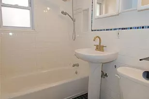 8 Leary Ln 4, Edgewater, NJ 07020 - Photo 17