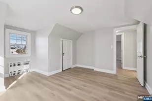 72 Washington Ave, Elmwood Park, NJ 07407 - Photo 17