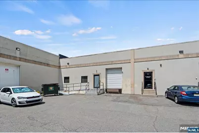 30 Sherwood Lane 4 #4, Fairfield, NJ 07004 - Photo 1