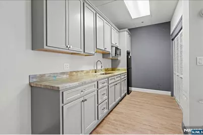 30 Sherwood Lane 4 #4, Fairfield, NJ 07004 - Photo 15