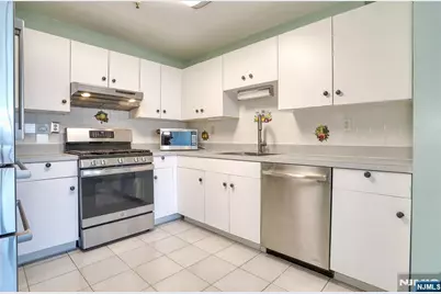 54 Polk P3 #P3, Newark, NJ 07105 - Photo 7