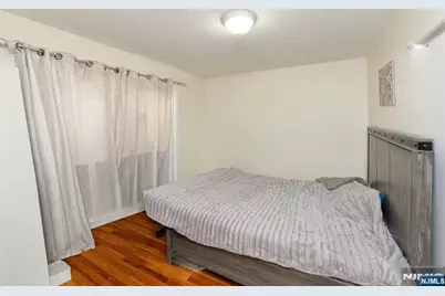 100 Eastern Way, Rutherford, NJ 07070 - Photo 9