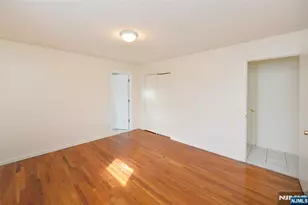 100 Eastern Wy, Rutherford, NJ 07070 - Photo 13