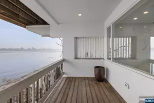 27 Shore Rd, Edgewater, NJ 07020 - Photo 29