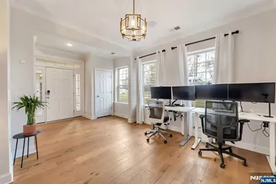 7 Ambrosia Court 107 #107, Livingston, NJ 07039 - Photo 5