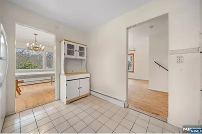 601 Oakwood Drive, Northvale, NJ 07647 - Photo 9