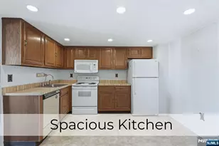 521 Piermont 502, River Vale Township, NJ 07675 - Photo 5