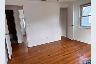 567 Boulevard 2nd Floor #2nd Floor, Hasbrouck Heights, NJ 07604 - Photo 7