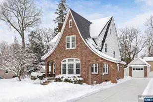 33 Homewood Ave, Allendale, NJ 07401 - Photo 1